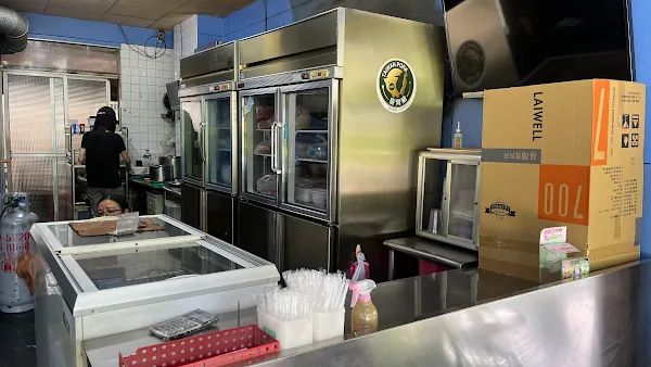 ▲▼高雄炒飯【喬品賣炒飯】苓雅美食|網友直呼全台十大炒飯|傳承兩代的好味道|牛腩絲尬咖哩炒飯有夠香。（圖／部落客美熊授權提供）