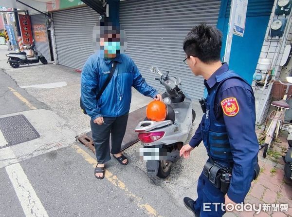 ▲警方協助民眾找回機車。（圖／記者楊漢聲翻攝）