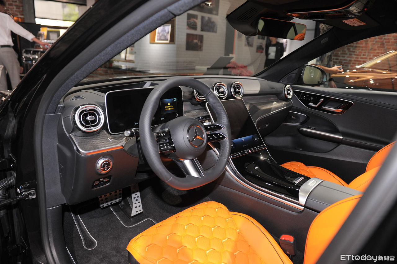 ▲Brabus最便宜新車登台 。（圖／記者林鼎智攝）