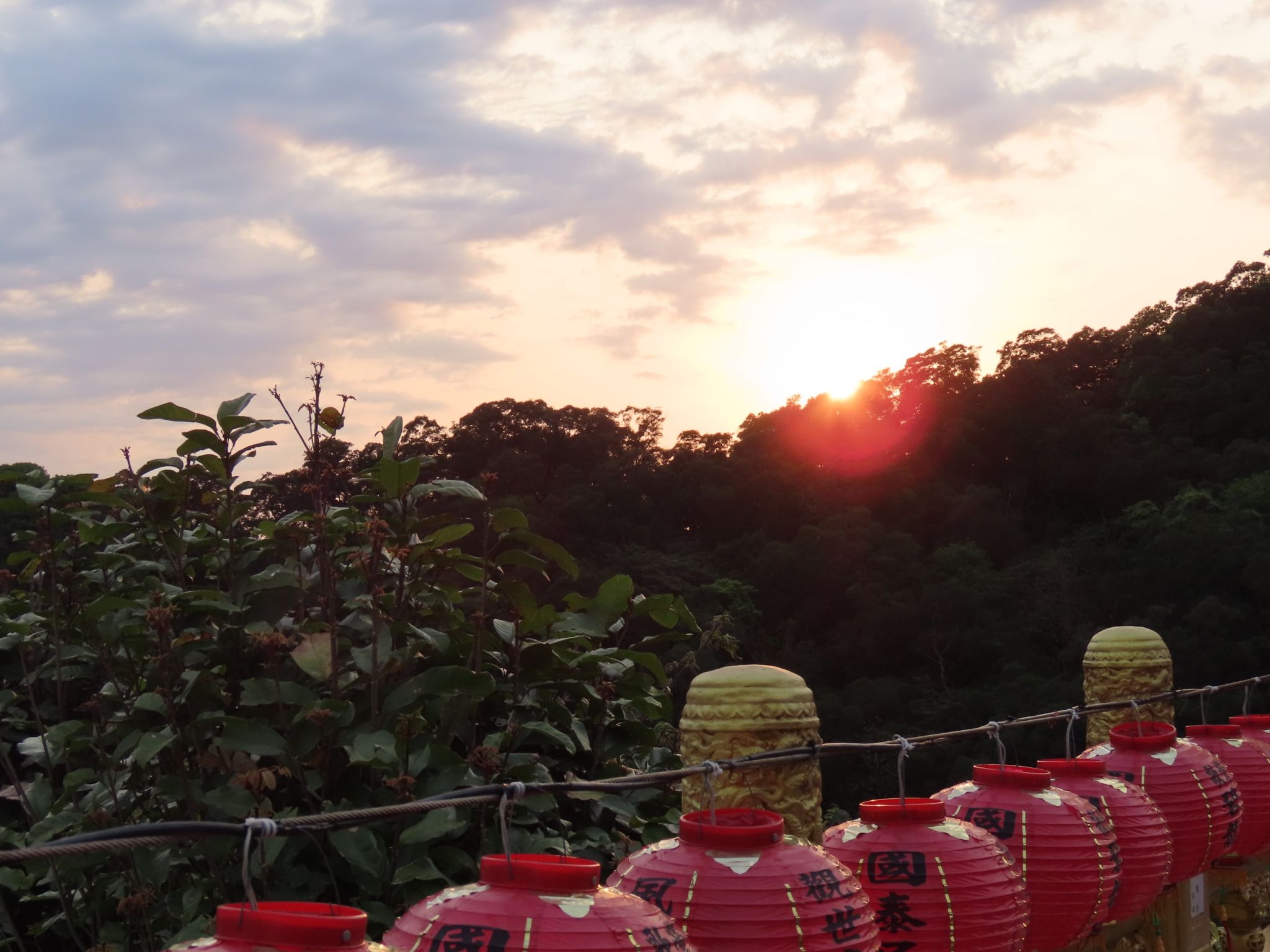 ▲新北推2條祈福專車。（圖／新北市民政局提供）