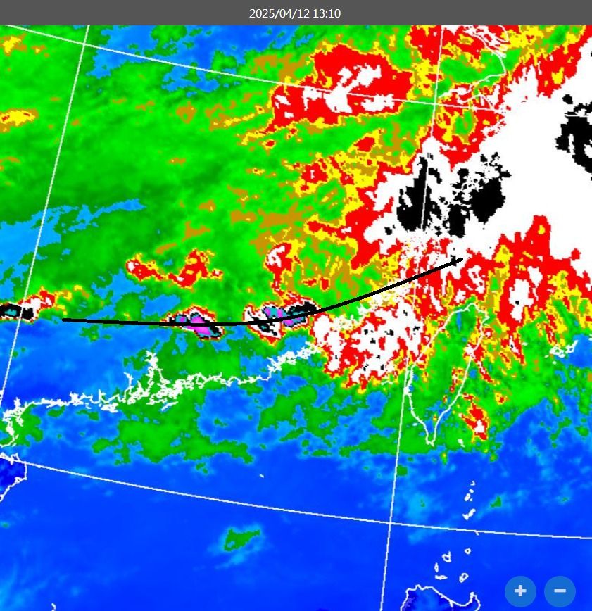▲▼伴隨鋒面的不穩定帶入夜後才到台灣陸地。（圖／鄭明典臉書）