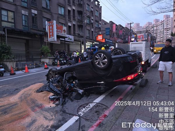 ▲▼    基隆新豐街死亡車禍         。（圖／記者郭世賢翻攝）