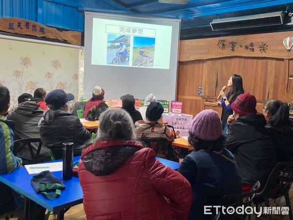 ▲為了減輕家庭照顧者的壓力，花蓮縣衛生局推動長期照顧服務，設立7處家庭照顧者支持服務據點。（圖／花蓮衛生局提供，下同）