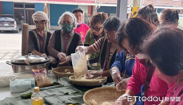 ▲為了減輕家庭照顧者的壓力，花蓮縣衛生局推動長期照顧服務，設立7處家庭照顧者支持服務據點。（圖／花蓮衛生局提供，下同）