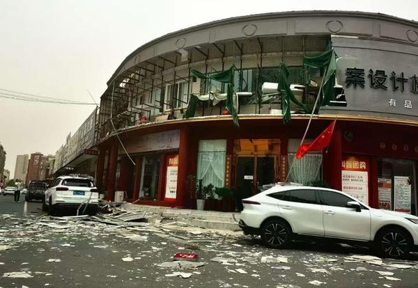 ▲▼河南出現15級大風。（圖／翻攝自微博）