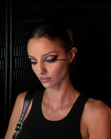 ▲《超級名模生死鬥》澳洲版參賽者露西馬爾科維奇（Lucy Markovic），因腦性疾病離世，得年27歲。（圖／翻攝自IG）