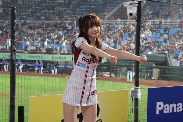 ▲笑笑以桃猿新成員身份，在主場初登場。（圖／想想時間有限公司）