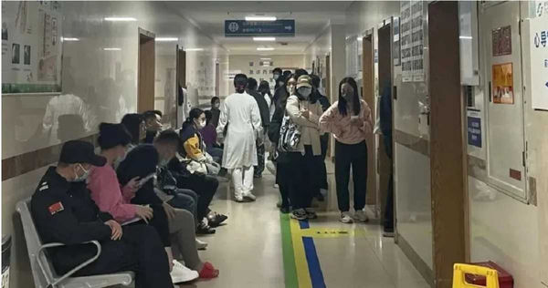 重慶1晚驚現6000次閃電！雷暴誘發哮喘危機　一醫院「4小時310人就醫」塞爆急診