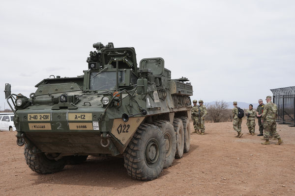 ▲美國陸軍加入美墨邊境行動。（圖／達志影像／美聯社）