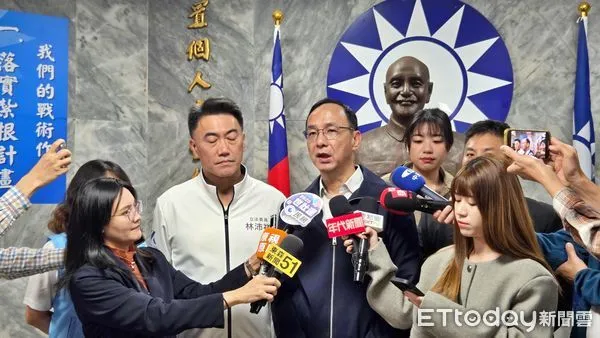 ▲朱立倫轟：政府放任共諜滲透 卻把在野黨全抹紅。（圖／記者郭世賢翻攝）