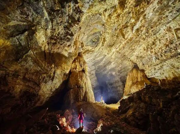 ▲▼貴州深山發現4.8億年前｢地下水晶宮｣　全球罕見洞穴沉積物基因庫。（圖／翻攝新華社）