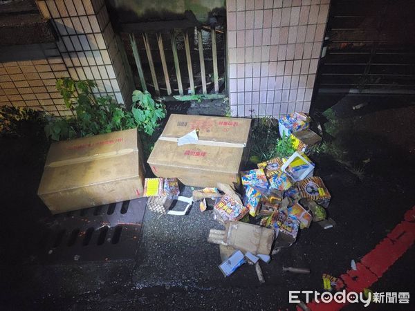 ▲陳男祝福好友服刑平安，竟在北所外施放高空煙火。（圖／記者陸運陞翻攝）