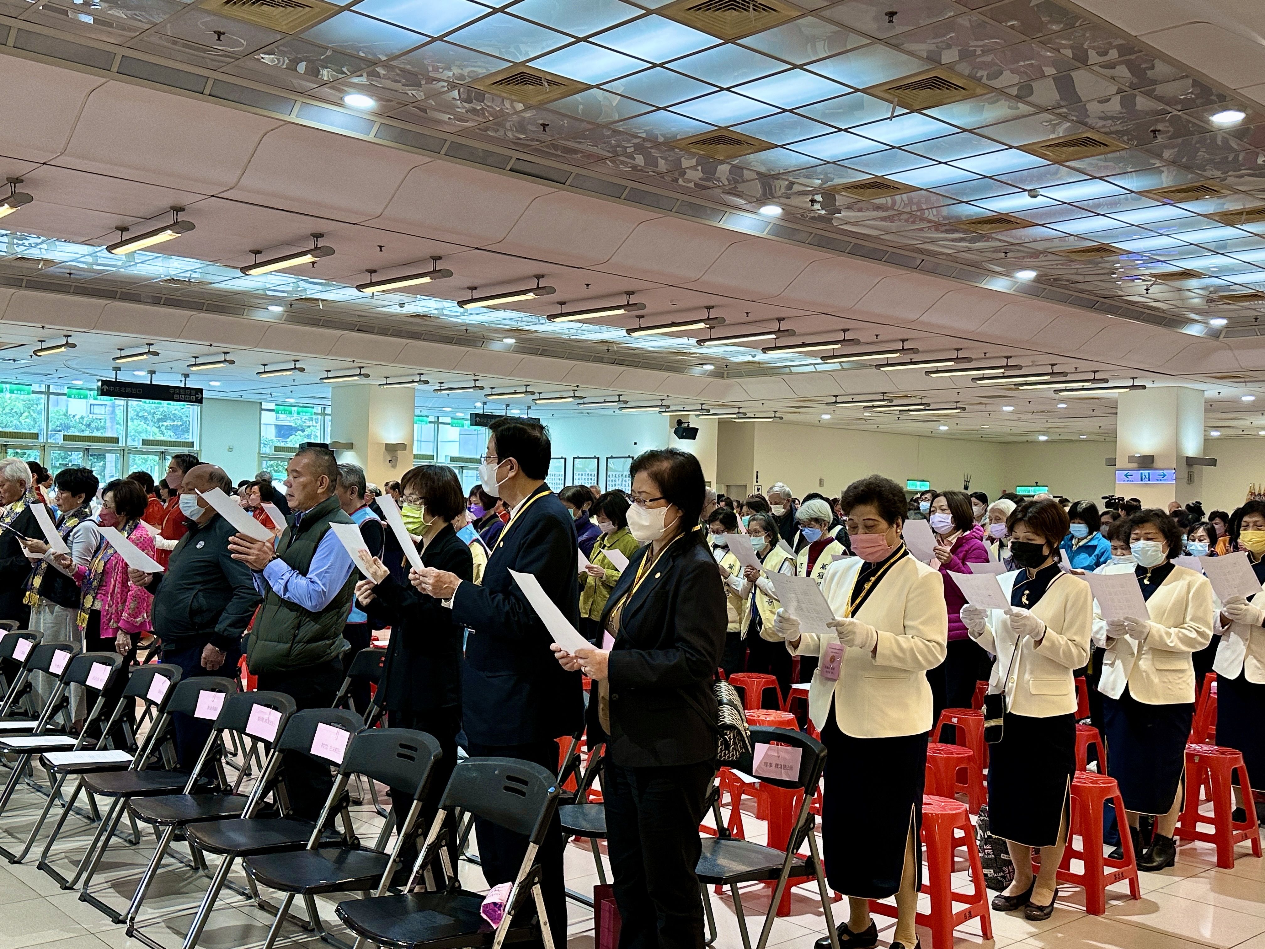 ▲新北浴佛慶佛誕！千人共沐香湯祈祥和。（圖／新北市佛教會提供）