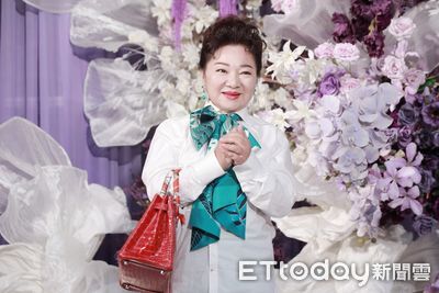 白冰冰喜酒風波後再戳破！「表面微笑，背後下刀」網直指惡劣藝人