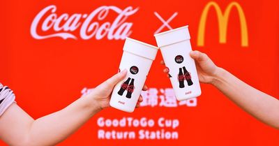 可口可樂2025最潮喝法!循環杯新選擇外帶更便利