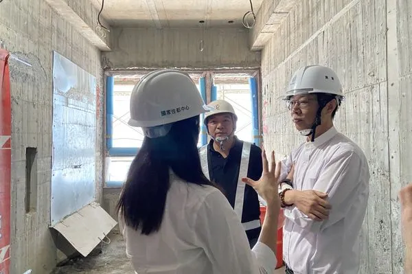 ▲▼板橋興建中的四處社宅（玫瑰好室、江翠好室、雉匯好室、懷石好室）皆發生工程延宕、進度落後高達30%以上的狀況。（圖／翻攝自Facebook／張宏陸）