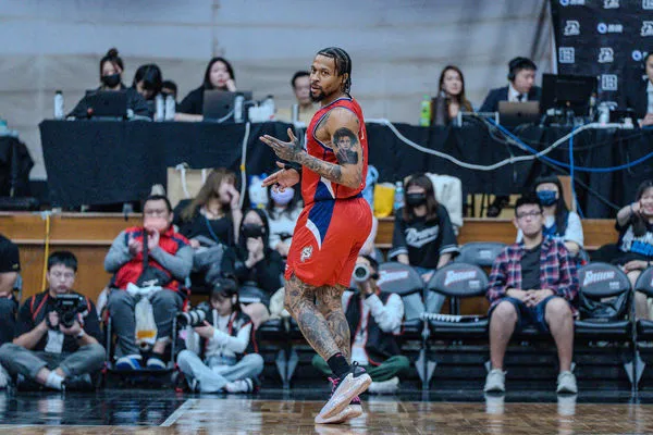 ▲鋼鐵人即便有本季超級洋將艾賽亞，依舊寫下2勝22敗聯盟史上最慘戰績、鋼鐵人邱大宗。（圖／PLG提供）