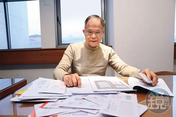 前高雄市府主祕林清發不滿遭觀光署開罰十萬元，提起行政訴訟。