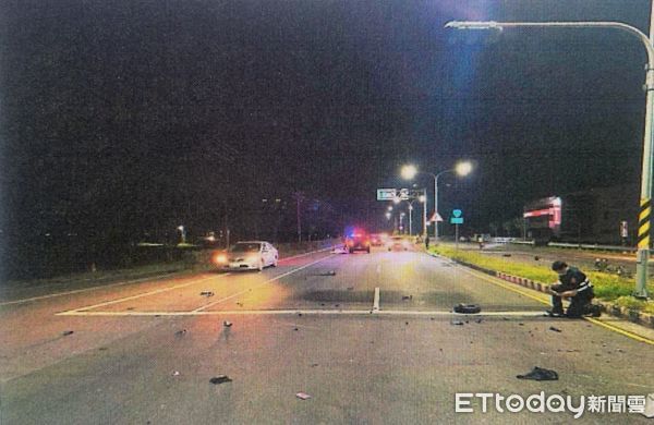 ▲台1線306公里台南市官田段4月12日晚上發生1起肇事逃逸死亡車禍，造成1名女移工死亡，另2名移工受傷，涉嫌肇事逃逸的25歲吳姓男子向警方投案。（圖／記者林東良翻攝，下同）