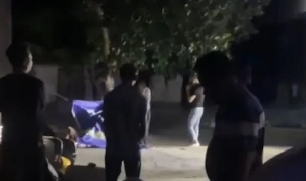 ▲▼廣東一家三口遭砍死　2歲男童「頭頸嚴重受創」當場身亡。（圖／翻攝新京報）