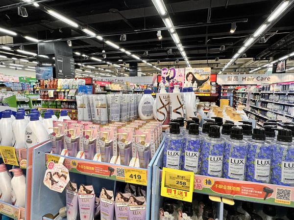 ▲▼家樂福個人清潔用品買1送1。（圖／記者林育綾攝）
