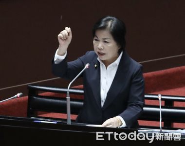 傳台美關稅敲定赴美投資4000億美元　藍：根本單向迎合美國需求