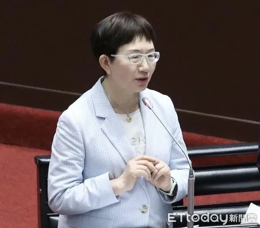 ▲▼財政部長莊翠雲 卓榮泰 總質詢 報稅延展一個月 相關答詢。（圖／記者屠惠剛攝）