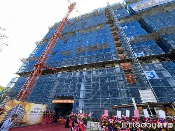 ▲▼     桃園客運園區,璟都        。（圖／記者項瀚攝）