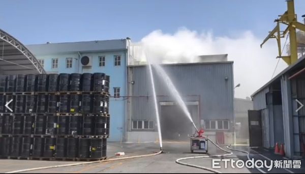 ▲▼   化工廠火警          。（圖／記者沈繼昌翻攝）