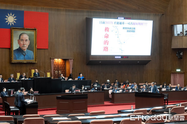 ▲蘇清泉立法院質詢            。（圖／蘇清泉服務處提供）