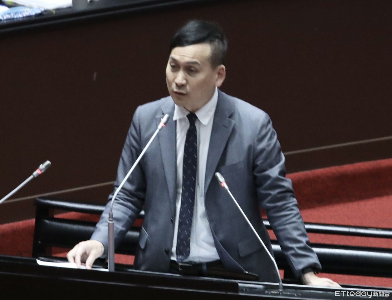 補助款遭砍吳思瑤稱找藍委算帳　葉元之曝真相嗆：只會護航
