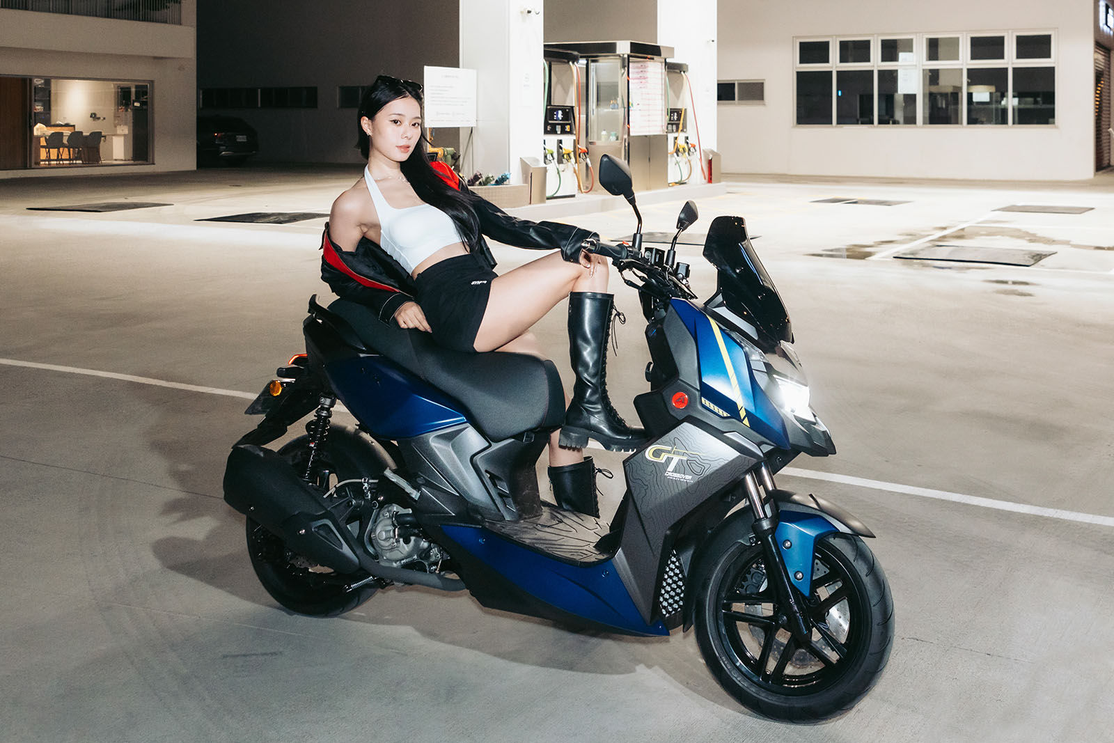 ▲14.98萬！宏佳騰「黃牌大羊STR 300 GT」升級　Dory也推大甲媽聯名 。（圖／翻攝自Aeon）