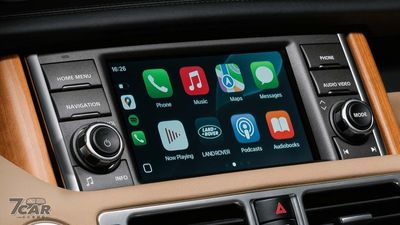 Land Rover經典部門推「原廠主機升級套件」!老車也能用CarPlay