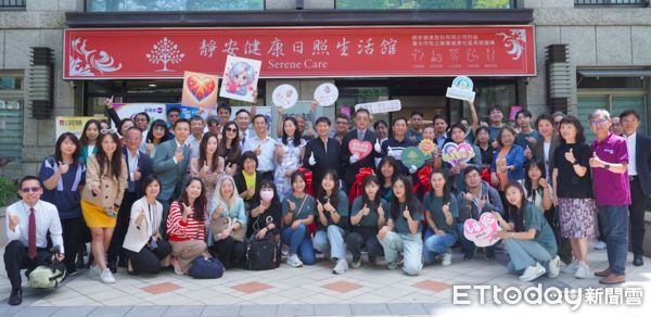 ▲六大AI創新技術導入照護場域，靜安健康日照生活館進駐南港。（圖／記者陳弘修攝）