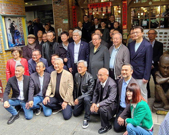 台灣重要的電子業者，都跟輝達執行長黃仁勳是多年好友且重要的合作夥伴。（圖／報系資料照）