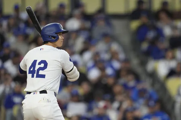 ▲ 大谷翔平「背號42」出戰羅賓森日       。（圖／達志影像／美聯社）