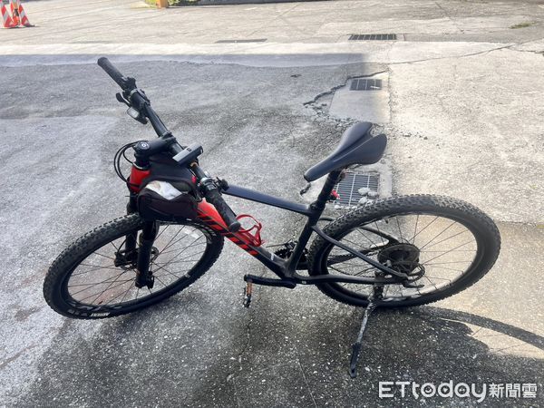 ▲花蓮縣新城鄉台9線176.2公里處發生車禍。（圖／記者王兆麟翻攝，下同）