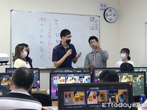 ▲張智爵經由短短3個月職訓，順利由小吃店老闆變身資訊工程師，開啟事業第二春。（圖／記者林東良翻攝，下同）