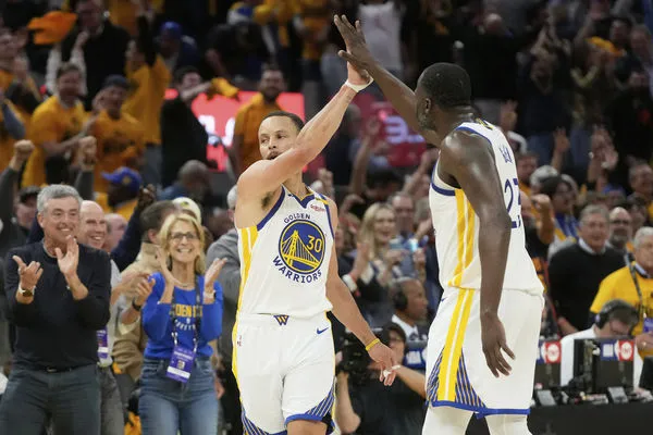 ▲▼勇士柯瑞、巴特勒。（圖／達志影像／美聯社）