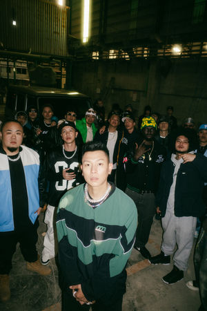 ▲▼頑童MJ116新歌帶領聽眾重返金光閃閃的台北夜世界。（圖／本色音樂提供）