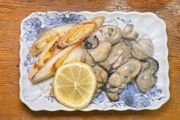 ▲▼【孤獨的美食家第86家-石川能登美食】穴水四十年老店「ちゃんこ鍋一品料理 力」.絕品相撲鍋.能登牡蠣奶油。（圖／部落客小虎授權提供）