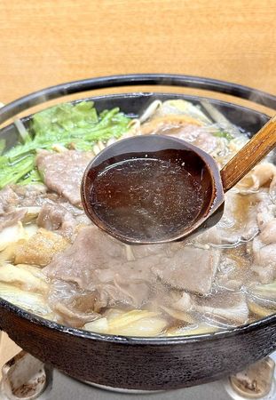 ▲▼【孤獨的美食家第86家-石川能登美食】穴水四十年老店「ちゃんこ鍋一品料理 力」.絕品相撲鍋.能登牡蠣奶油。（圖／部落客小虎授權提供）