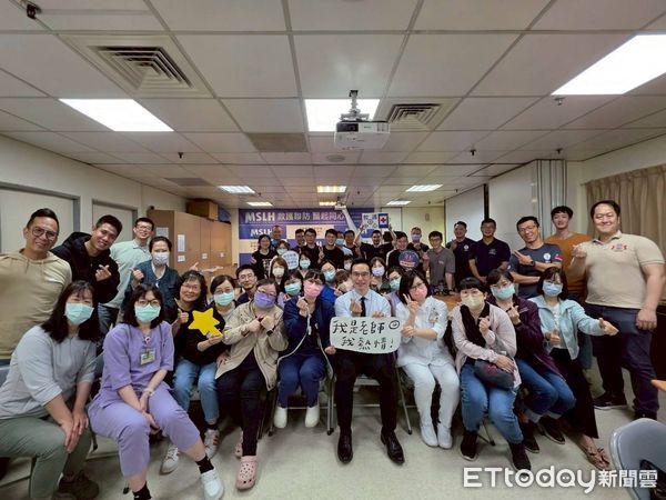 ▲台南市消防局與麻豆新樓醫院於16日攜手舉辦「EMT-P暨臨床教師心世代教學診斷與回饋技巧師資培育工作坊」，吸引多位前線救護專業人員與教官共襄盛舉。（圖／記者林東良翻攝，下同）