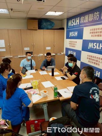 ▲台南市消防局與麻豆新樓醫院於16日攜手舉辦「EMT-P暨臨床教師心世代教學診斷與回饋技巧師資培育工作坊」，吸引多位前線救護專業人員與教官共襄盛舉。（圖／記者林東良翻攝，下同）