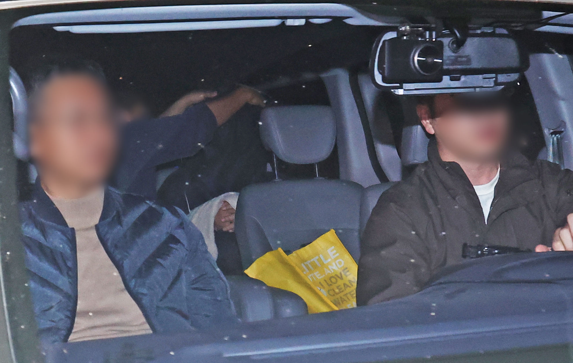 ▲▼南韓京畿道龍仁市一名50多歲中年男，狠心勒斃妻子、父母、女兒等5名家屬，被逮後移送警察署。（圖／達志影像／newscom）