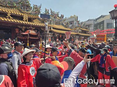 房子旁有宮廟　長輩讚住得心安「有神明保佑」！過來人狂搖頭