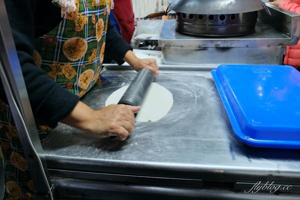 ▲▼印度阿三甩餅。（圖／部落客飛天璇的口袋授權提供）