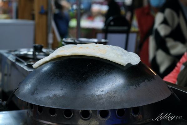 ▲▼印度阿三甩餅。（圖／部落客飛天璇的口袋授權提供）