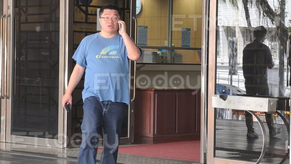 ▲▼東洋藥品公司前總經理施俊良，16日出庭為吳子嘉被蘇貞昌、陳時中控告妨害名譽案作證。（圖／記者黃哲民攝）