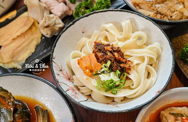 ▲▼如嬌花膠雞鍋物，上萬元花膠入鍋的雞湯濃厚黏唇，台中老宅、有包廂、寵物友善餐廳。（圖／部落客Nini and Blue 玩樂食記授權提供）